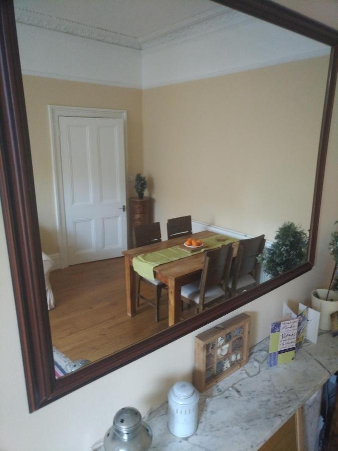 Ferienwohnung Luxury Holland Park, Sleeps 2, Free S'Fast Wifi London Exterior foto